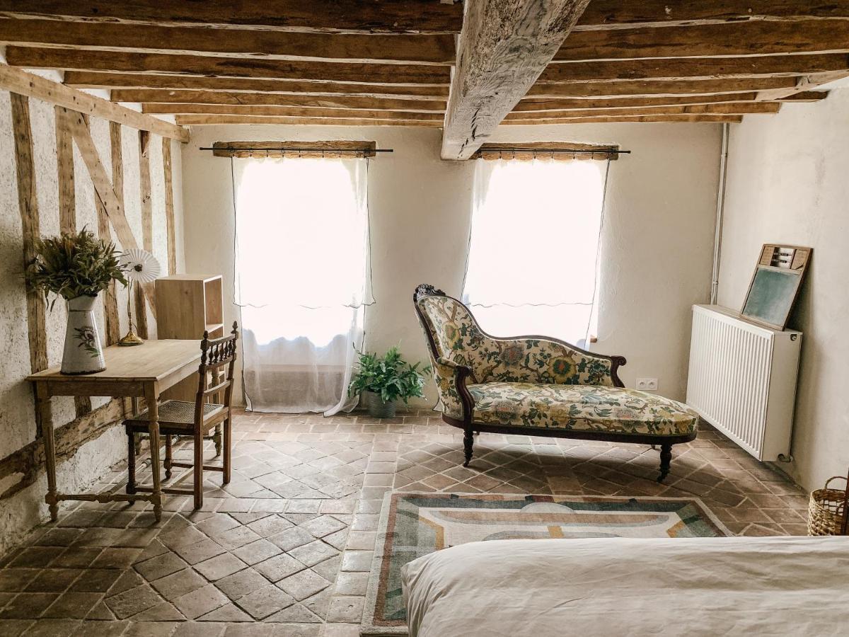 La Maison Pieuse Villiers-Saint-Benoit Extérieur photo