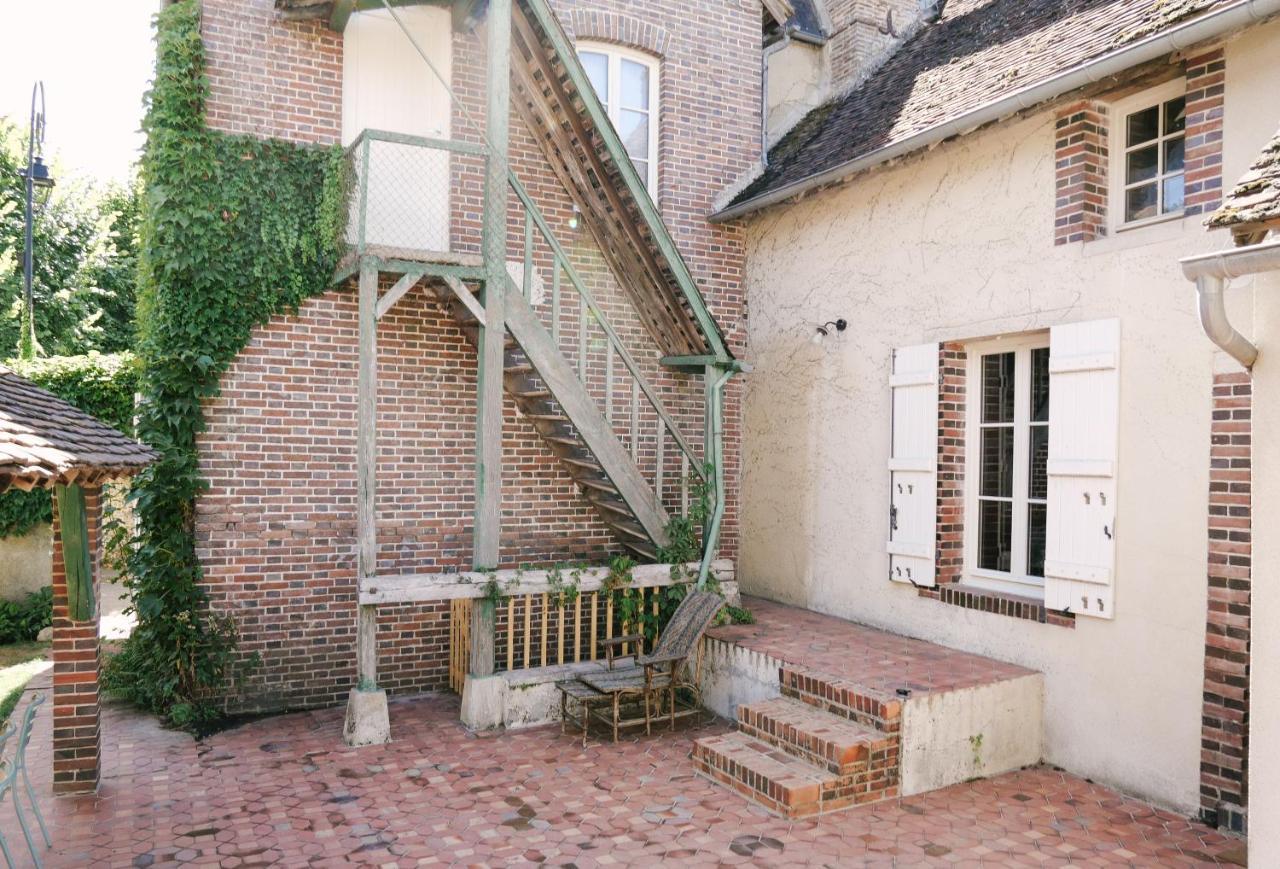 La Maison Pieuse Villiers-Saint-Benoit Extérieur photo